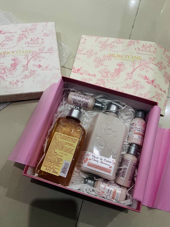 好用？SURRYN 素影身体乳锁水修复超顶PG电子麻将胡了2模拟器身体乳哪个牌子的(图2)